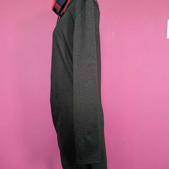 Plaid and black button detail tunic - Picture 4 of 7